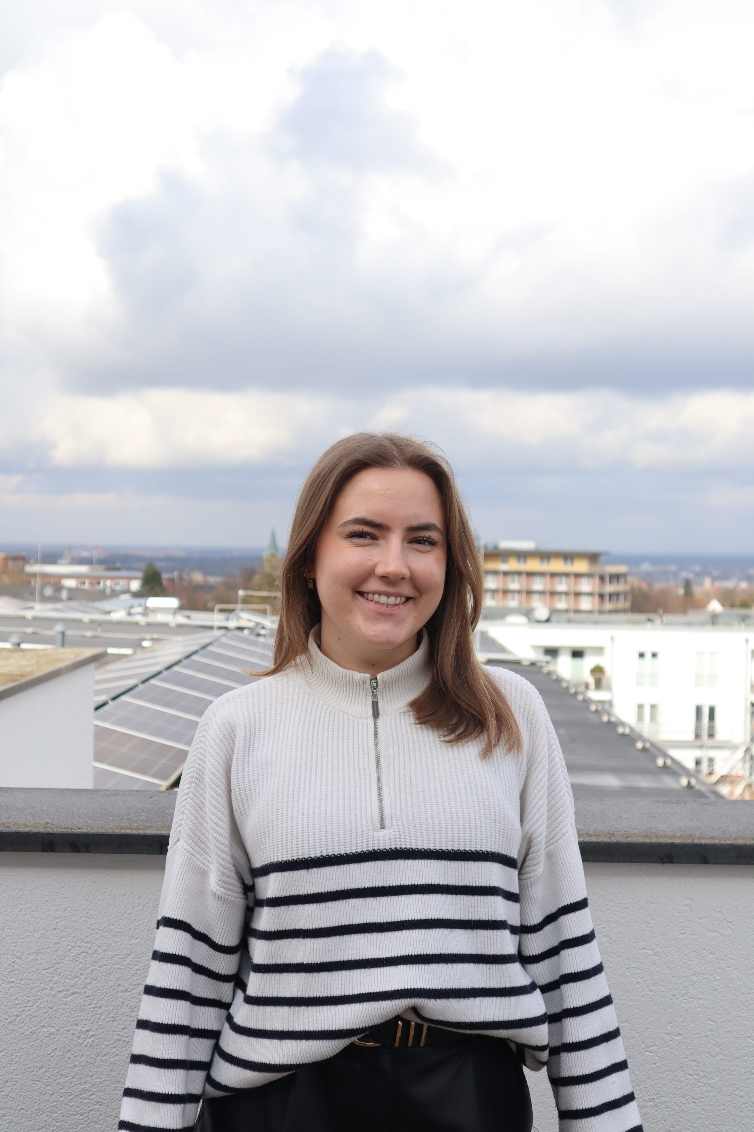 Nina Karbstein 1 komprimiert